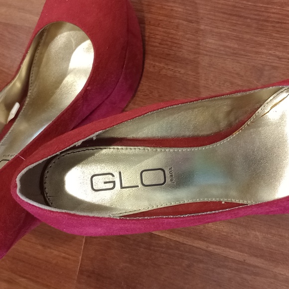 Sz 9 Red Glo Heels - Picture 2 of 5